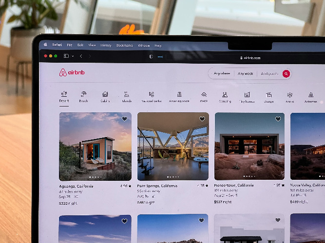 Can You Write Off Your Airbnb? Understanding Business Travel Deductions in Canada