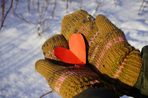 Holiday Bonuses: How to Reward Employees Without Breaking the Bank