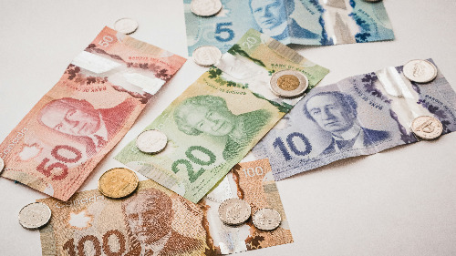 How to Make the Most of Your Tax Refund in 2025